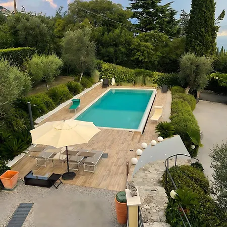 Villa Hanna *